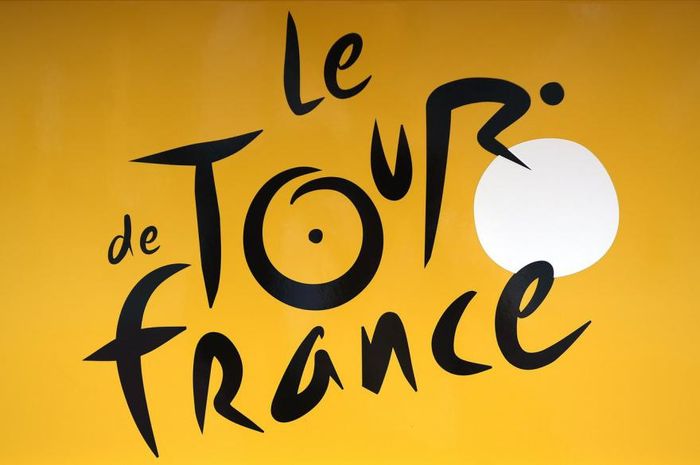 Tour De France Poll Who Will Win Froome Shows Of His New Single Leg Training Regime Just Let Them All Do It Says Landis On Doping Peter Sagan Slams The Cpa Over Failure