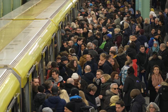 S Bahn Streik In Berlin Warum Hat Die S Bahn Gestreikt Und Wie