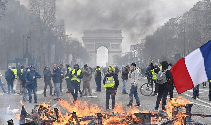 Paris Is It Safe To Travel To France Amid Les Gilets Jaunes