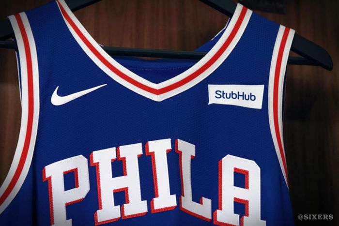 76ers jersey ad