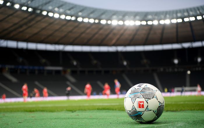 Bundesliga Trikots Preise Aller 18 Teams Als Tabelle Express De