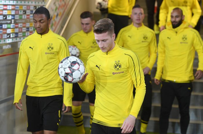 kult friseur schneidet harre jetzt auch