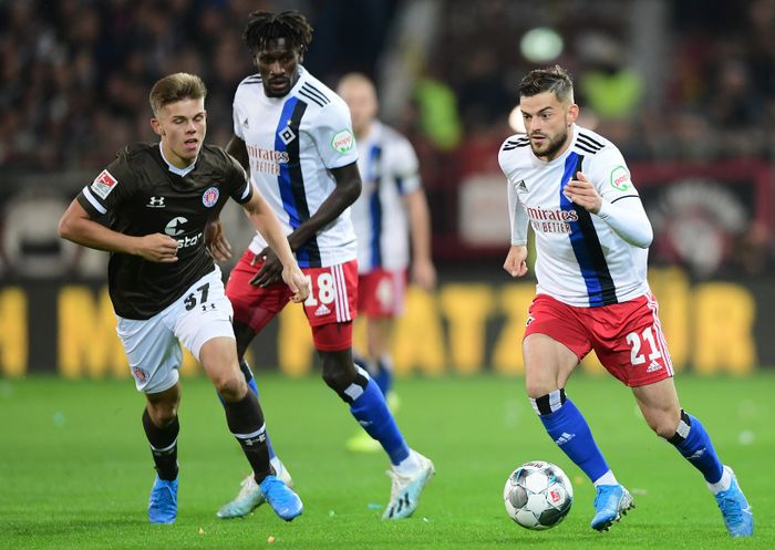 Hsv Fc St Pauli Tom Mickel Uber Den Tritt Gegen Die Eckfahne