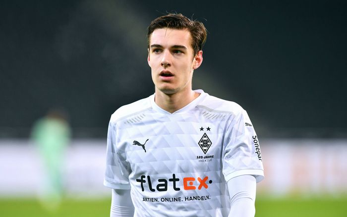 Bvb Fc Bayern Oder Real Madrid Was Macht Gladbach Star Florian Neuhaus