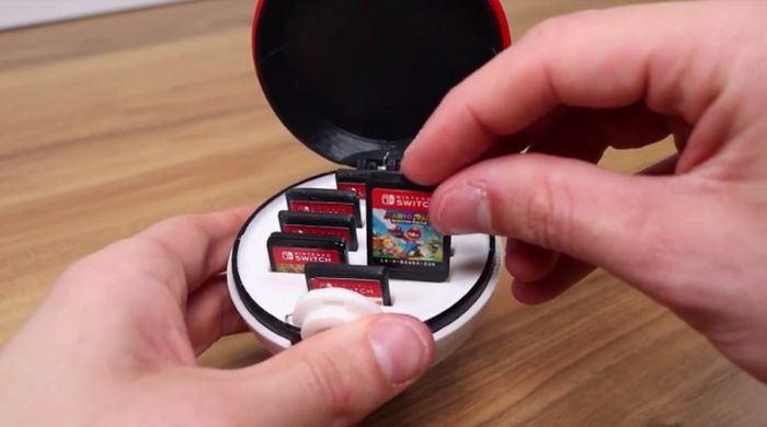 This Poke Ball Nintendo Switch Cartridge Case Is Easy To Create
